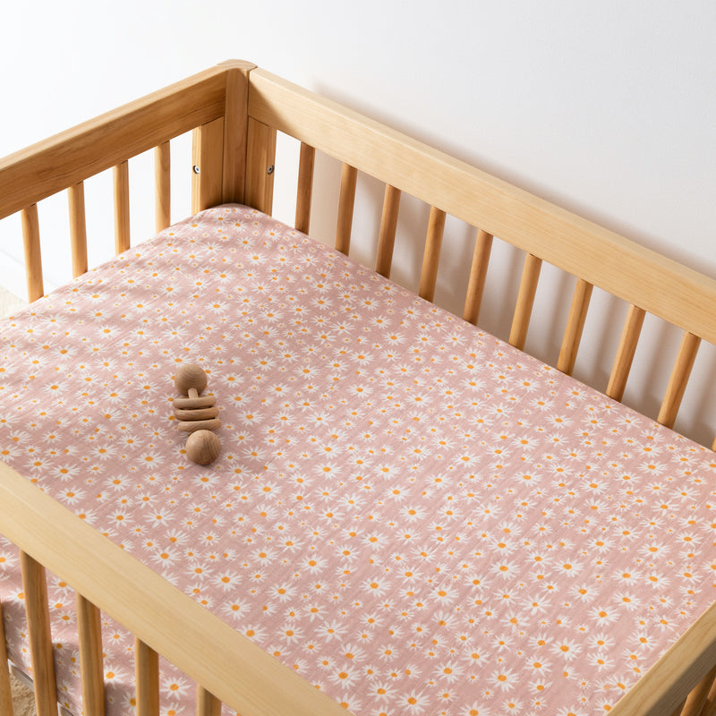 All-Stages Midi Crib Sheet in GOTS Certified Organic Muslin Cotton - Daisy