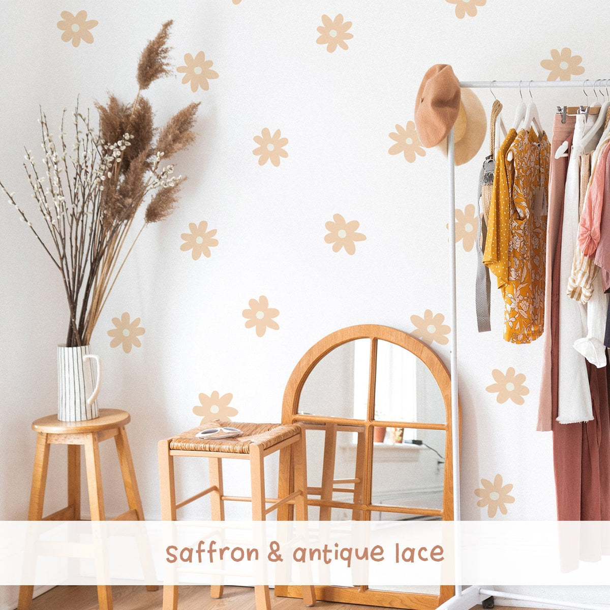 Daisy floral wall decal - Saffron & Antique Lace