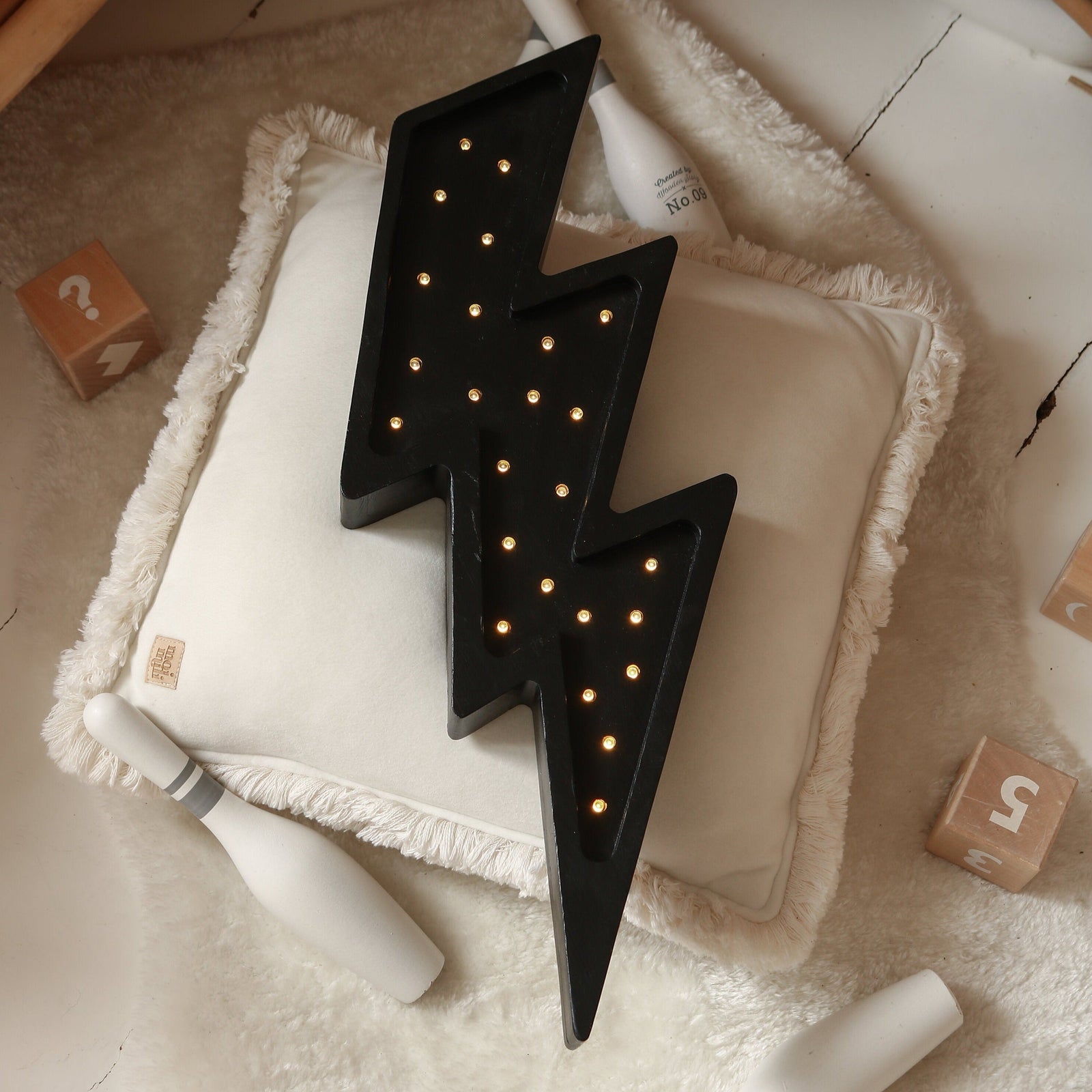 Little Lights Lightning Bolt Lamp